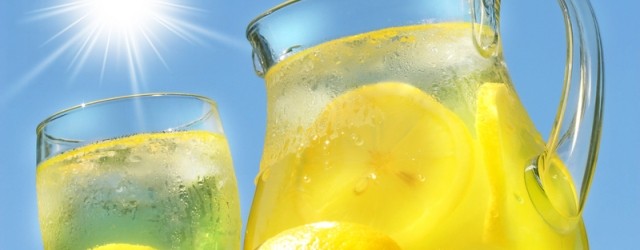 Can you lose weight by drinking hot lemon water?